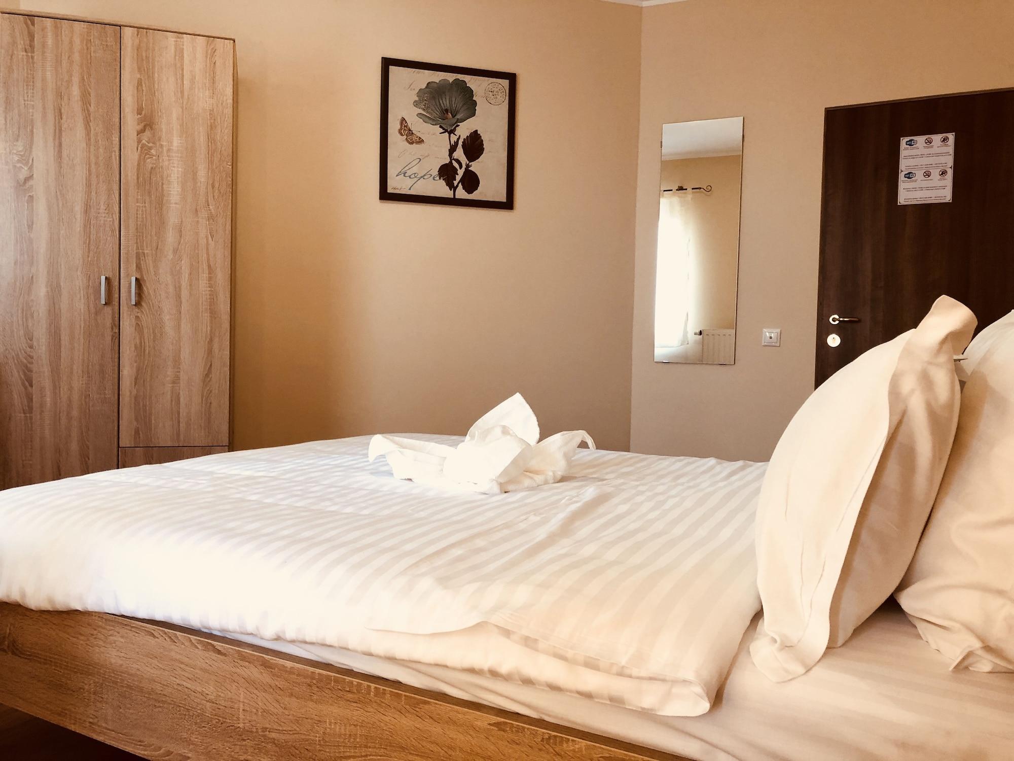 Monte Carlo Palace Rooms Bukarest Exterior foto